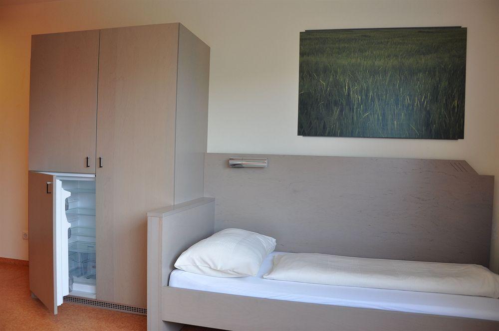 Motel Arbotel 24H Self Check-In Фризах Экстерьер фото